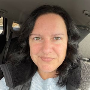 Meet your Posher, Jenessa